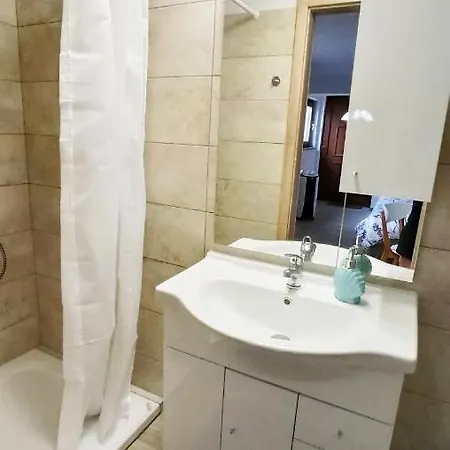 Apartma Montemoro